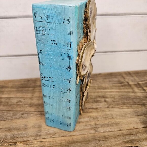 Hand Crafted -Decorative Beach Art Shell Cross Shelf Sitter with Gold Edges - Picture 4 of 4